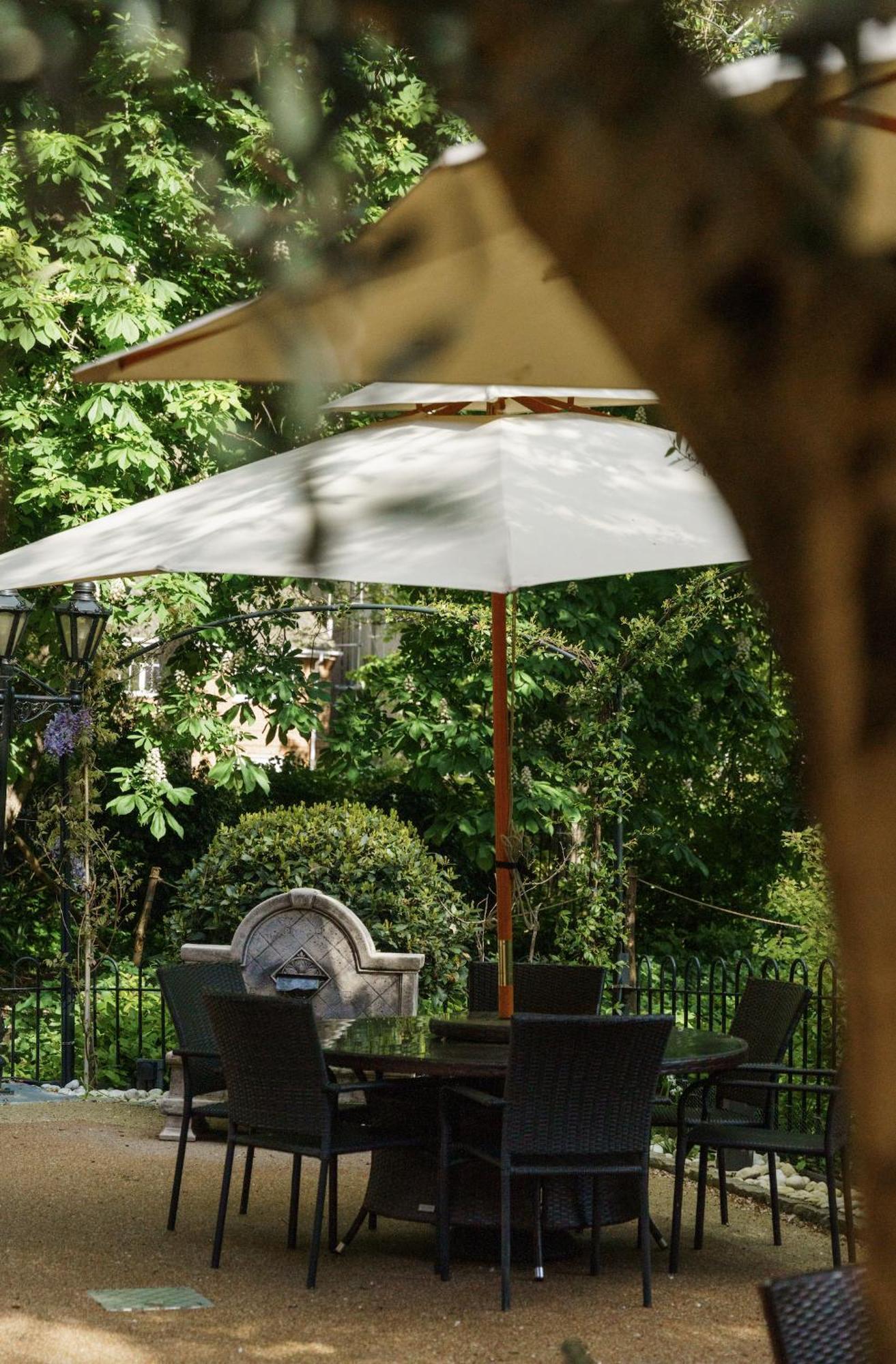 St Paul'S Hotel Лондон Екстериор снимка